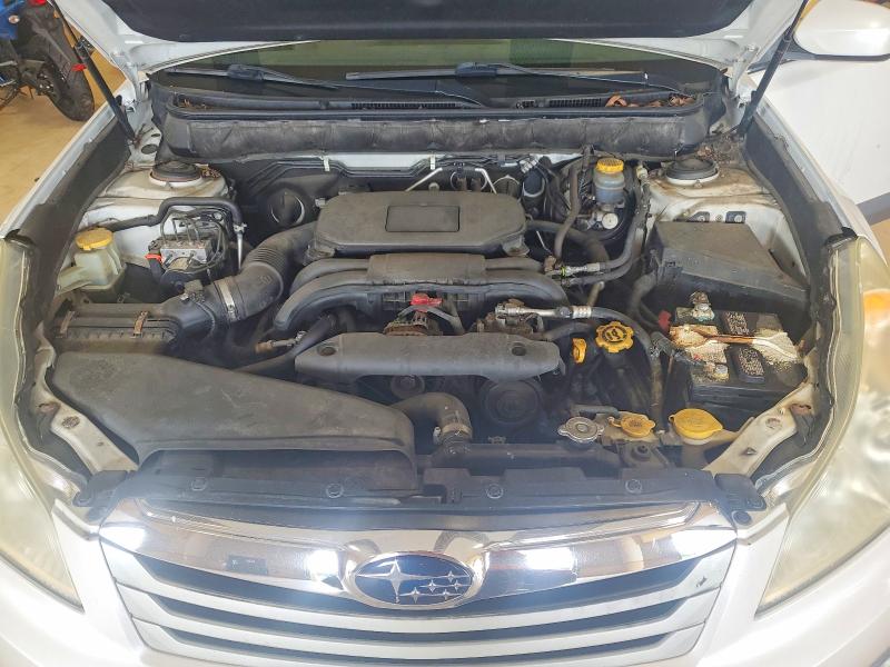 Photo 12 from auction – 2011 SUBARU OUTBACK with VIN 4S4BRBKC6B3312323