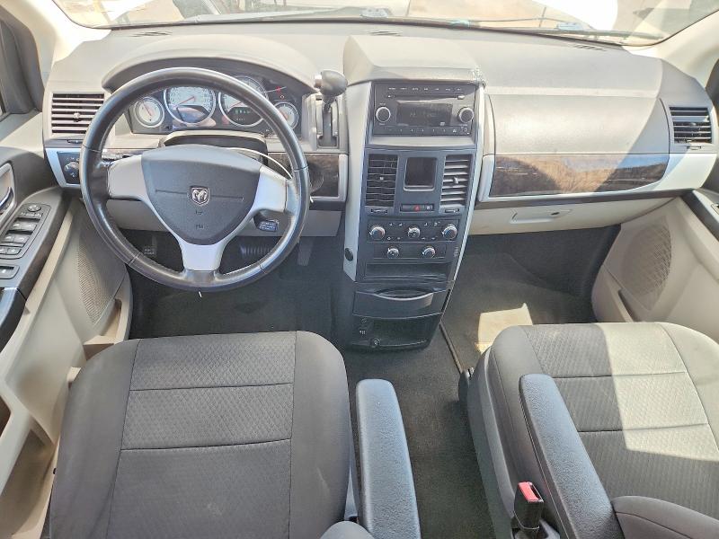 Photo 8 from auction – 2010 DODGE GRAND CARAVAN with VIN 2D4RN5D12AR484269