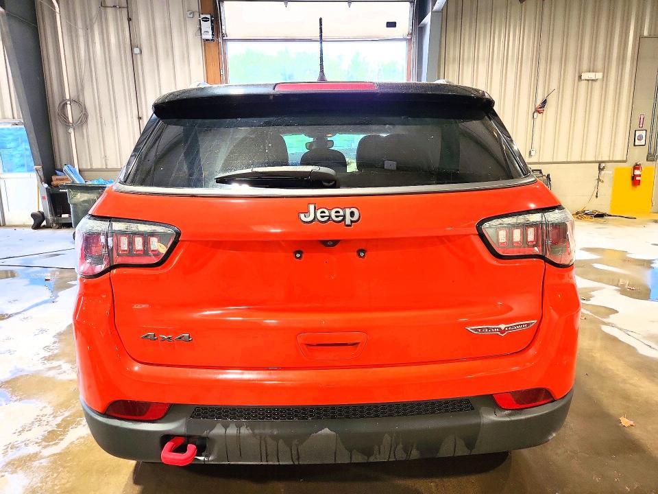 Снимка 6 от търг – 2018 JEEP COMPASS с VIN 3C4NJDDBXJT308206