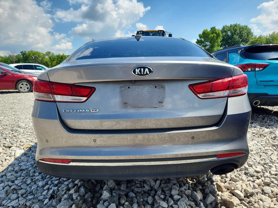 Foto 6 de la subasta – 2016 KIA OPTIMA con VIN 5XXGT4L36GG104150