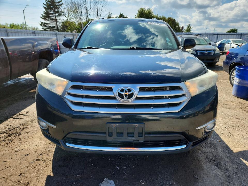 Photo 5 from auction – 2013 TOYOTA HIGHLANDER with VIN 5TDBK3EH3DS202126