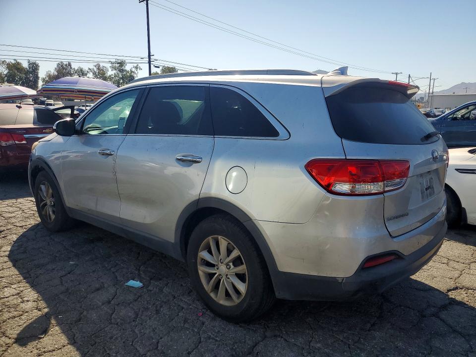 Photo 2 from auction – 2016 KIA SORENTO with VIN 5XYPG4A34GG017169