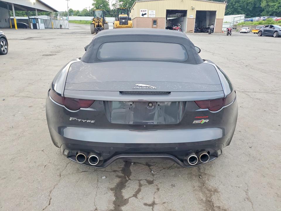 Photo 6 from auction – 2016 JAGUAR F-TYPE with VIN SAJWJ6HL8GMK34044