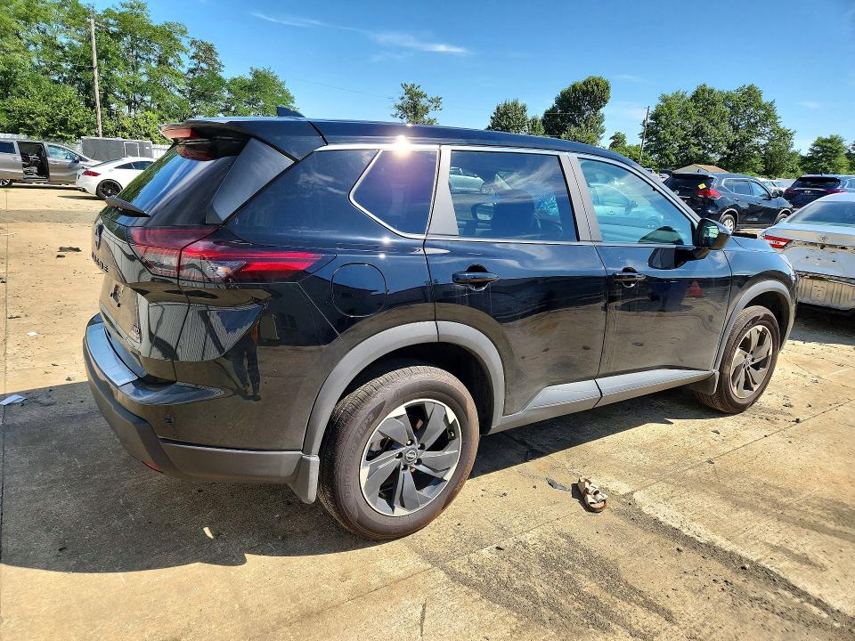 Photo 3 from auction – 2026 NISSAN ROGUE with VIN 5N1BT3BB9TC730262