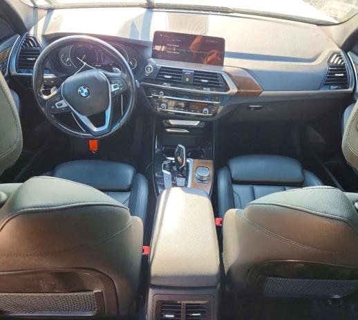 Снимка 8 от търг – 2018 BMW X3 с VIN 5UXTR9C53JLD57205