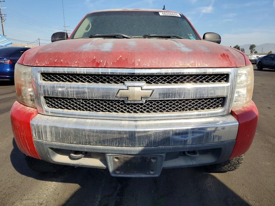 Photo 5 from auction – 2008 CHEVROLET SILVERADO with VIN 2GCEC19C881252014
