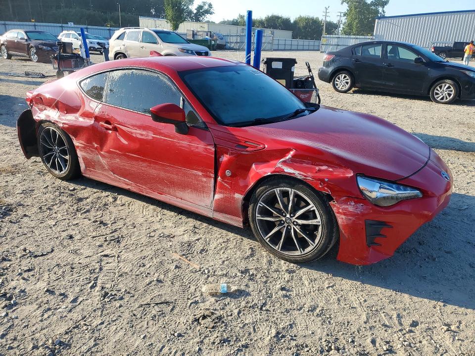 صورة رقم 4 من المزاد - 2017 TOYOTA 86 مع VIN JF1ZNAA14H9701269
