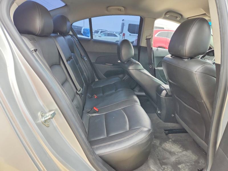 Photo 10 from auction – 2014 CHEVROLET CRUZE with VIN 1G1PE5SB2E7379229