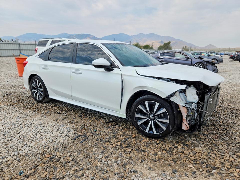 Photo 4 from auction – 2022 HONDA CIVIC with VIN JHMFE1F79NX000775