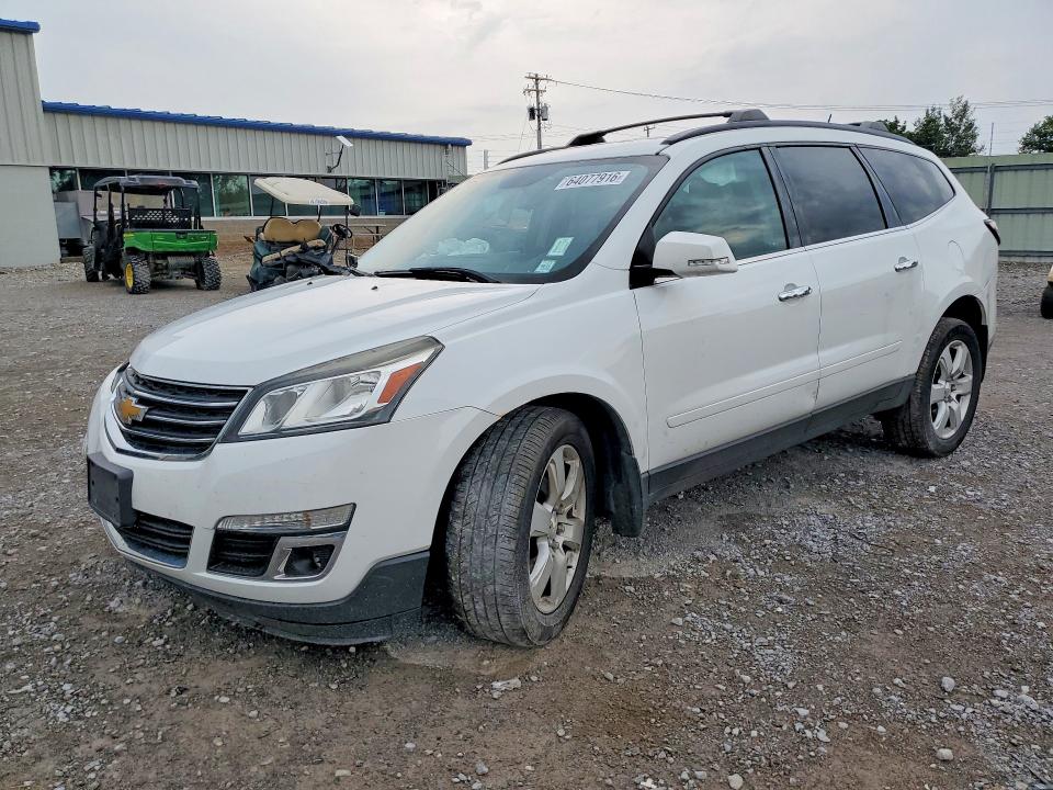 CHEVROLET TRAVERSE 2017 with VIN 1GNKVGKD5HJ346240 - Photo from auction