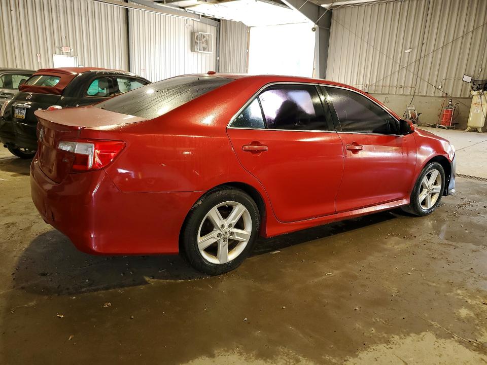 Photo 3 from auction – 2012 TOYOTA CAMRY with VIN 4T1BF1FK1CU531822