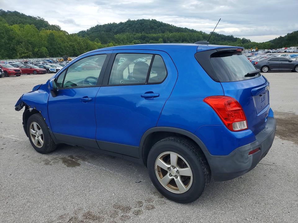 Photo 2 from auction – 2015 CHEVROLET TRAX with VIN KL7CJPSB5FB205115