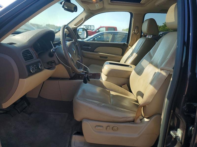 Photo 7 from auction – 2009 CHEVROLET SUBURBAN with VIN 1GNFK36359R220032