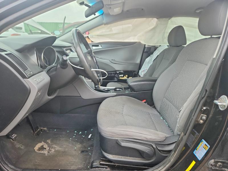 Photo 7 from auction – 2011 HYUNDAI SONATA with VIN 5NPEB4AC2BH171001