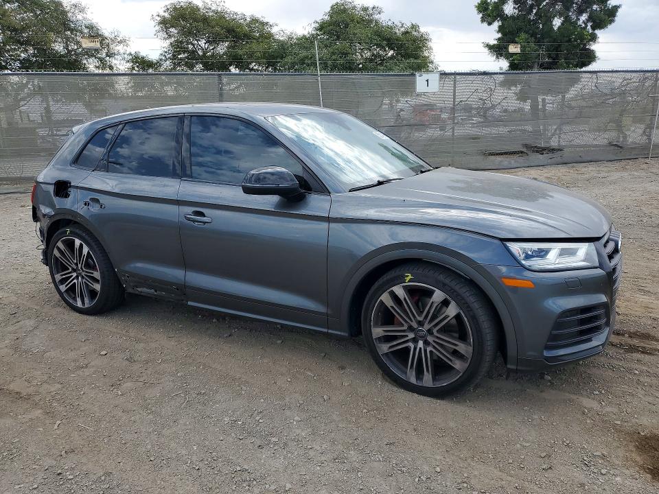 Photo 4 from auction – 2020 AUDI SQ5 with VIN WA1B4AFY8L2061793