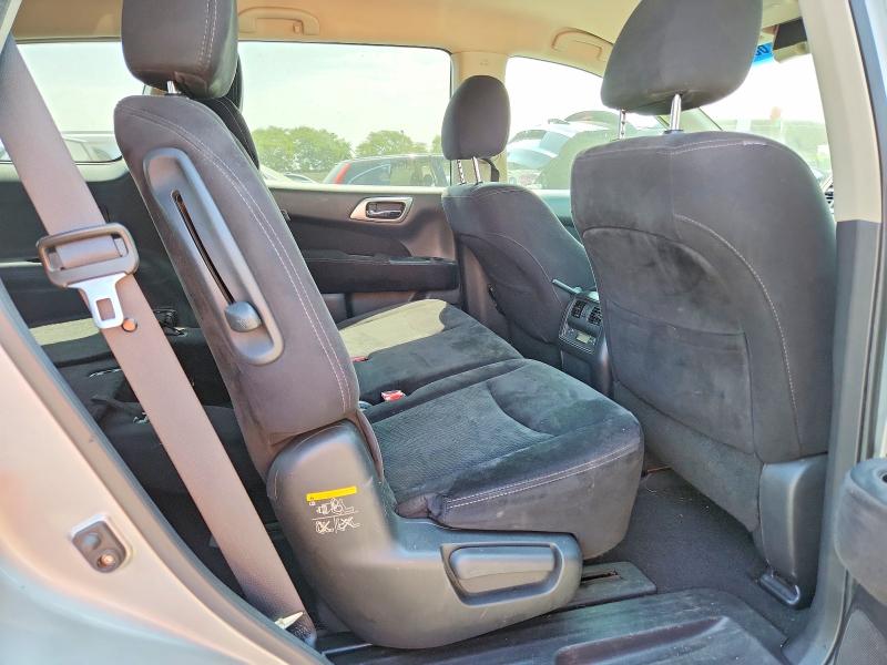 Photo 11 from auction – 2014 NISSAN PATHFINDER with VIN 5N1AR2MN4EC638913