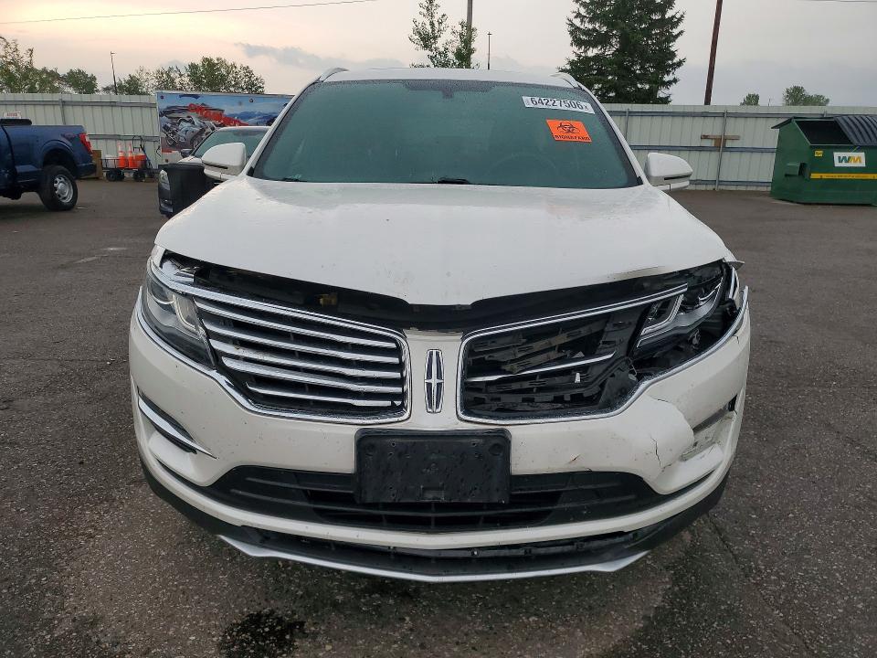 Photo 5 from auction – 2017 LINCOLN MKC with VIN 5LMTJ3DH0HUL21707
