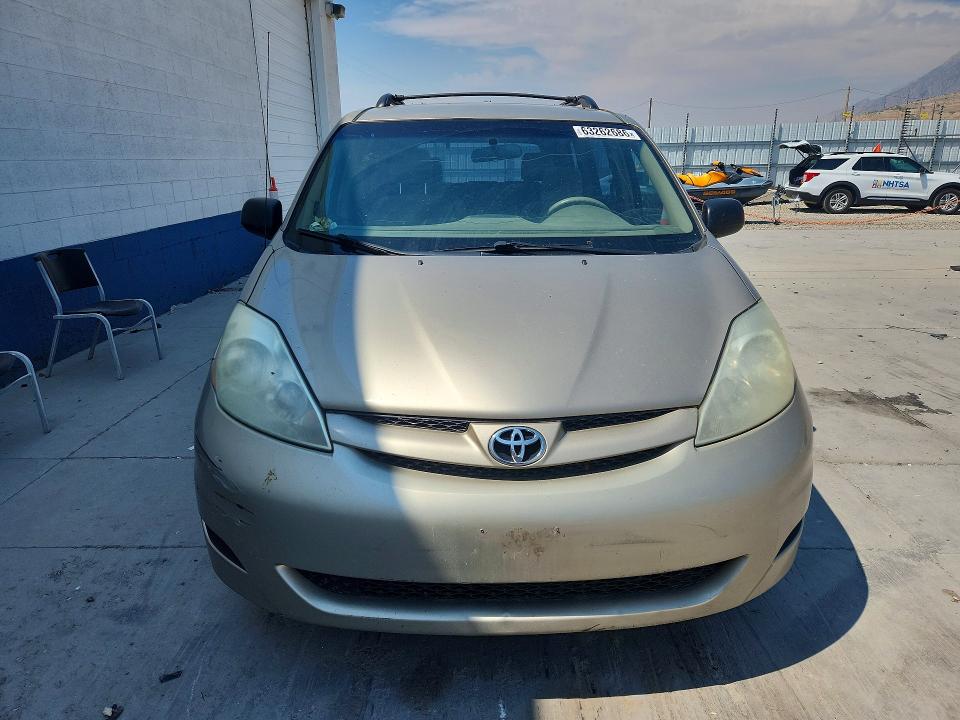 Photo 5 from auction – 2006 TOYOTA SIENNA with VIN 5TDZA23C96S407830