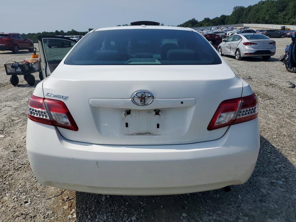 Photo 6 from auction – 2011 TOYOTA CAMRY with VIN 4T1BF3EK2BU749568