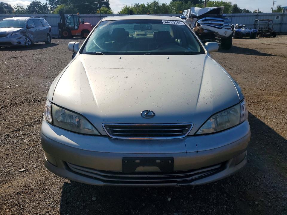 Photo 5 from auction – 2001 LEXUS ES with VIN JT8BF28G310321924
