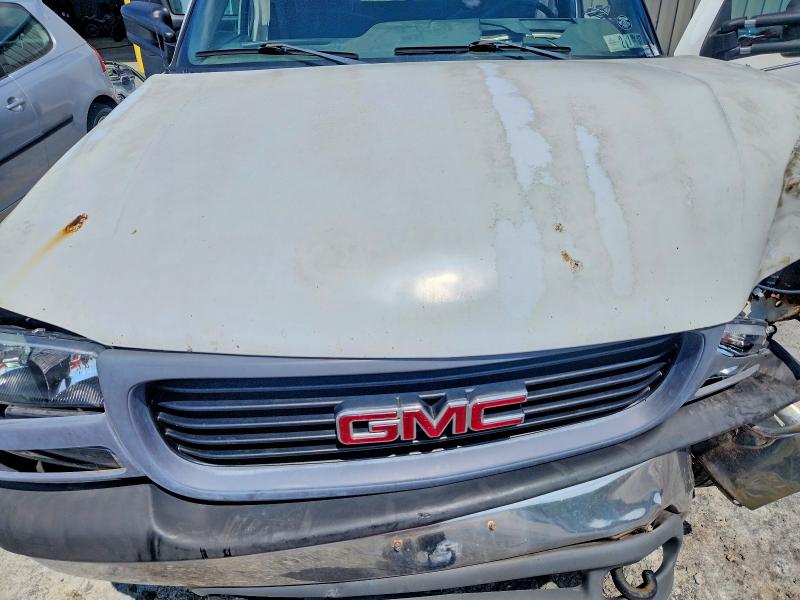 Снимка 11 от търг – 2001 GMC NEW SIERRA с VIN 1GTGK29UX1Z284261