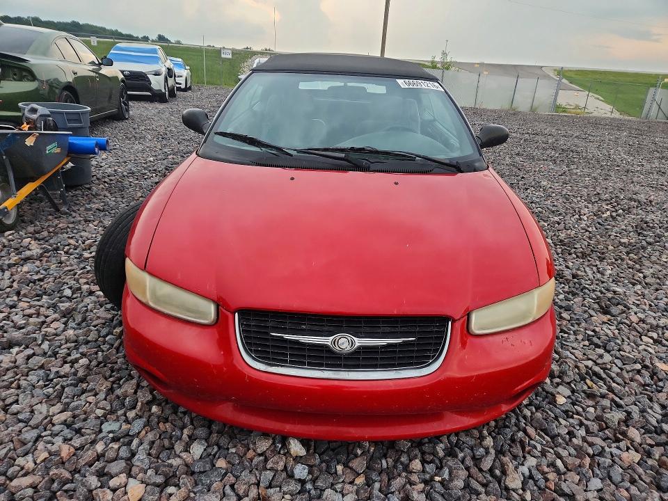 Photo 5 from auction – 1999 CHRYSLER SEBRING with VIN 3C3EL45H1XT589788