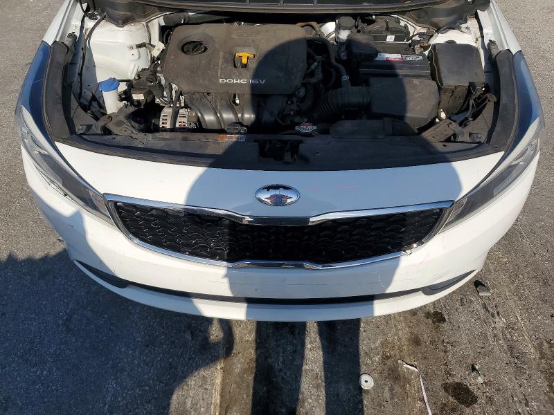 Photo 11 from auction – 2018 KIA FORTE with VIN 3KPFL4A72JE221192