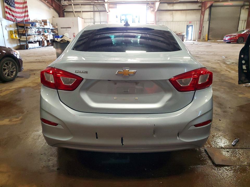 Снимка 6 от търг – 2017 CHEVROLET CRUZE с VIN 3G1BC5SM0HS557260