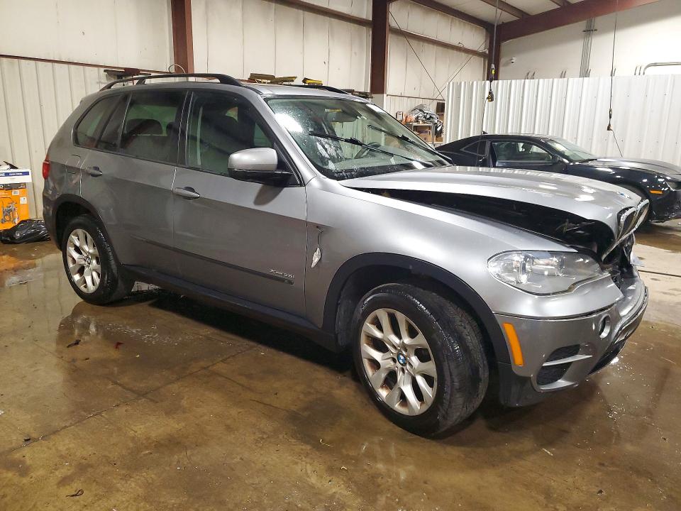 Photo 4 from auction – 2013 BMW X5 with VIN 5UXZV4C57D0B06055