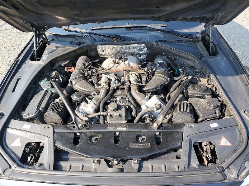Photo 11 from auction – 2011 BMW 550 with VIN WBAFU9C52BC783542