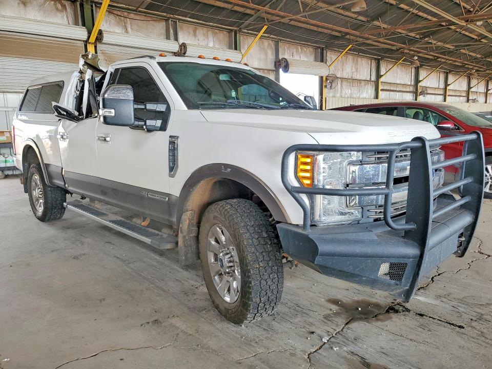 Photo 4 from auction – 2017 FORD F250 with VIN 1FT7W2BT9HEE96401