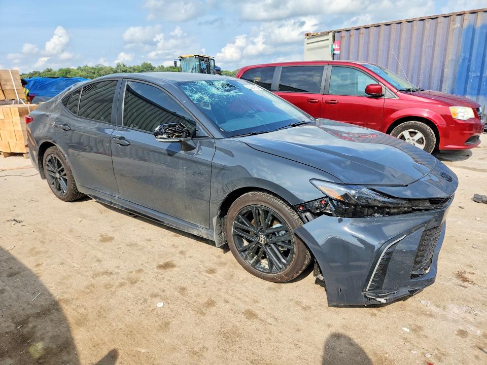 Photo 4 from auction – 2026 TOYOTA CAMRY with VIN 4T1DAACK6TU725600