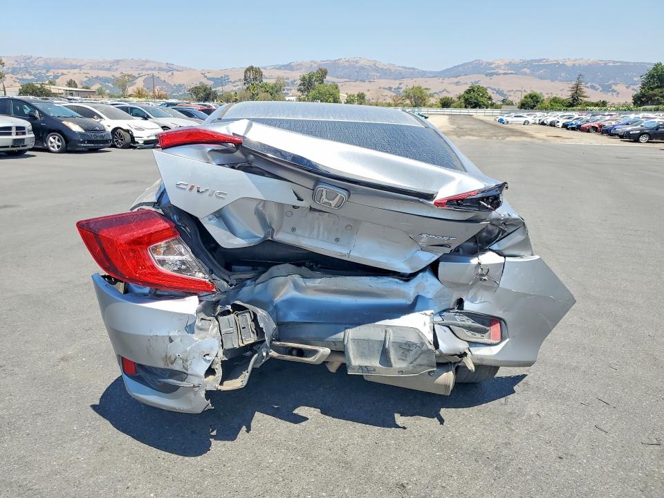 Photo 6 from auction – 2019 HONDA CIVIC with VIN 19XFC2F85KE212090
