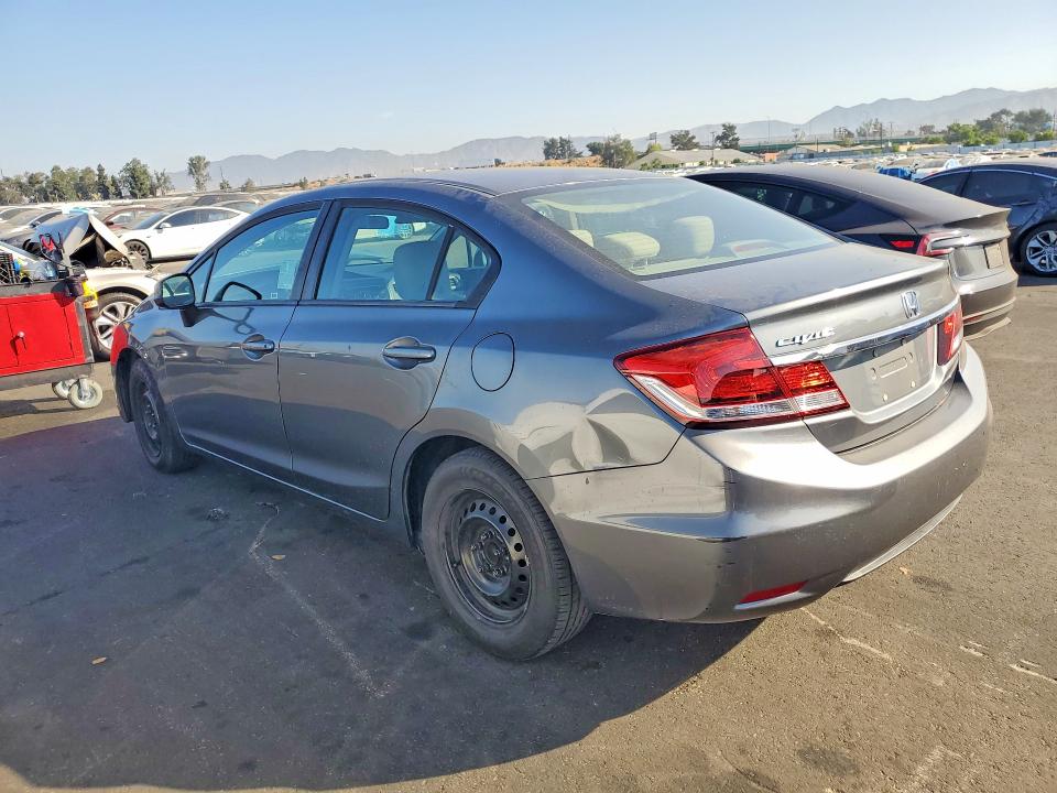 Photo 2 from auction – 2013 HONDA CIVIC with VIN 19XFB2F58DE208093