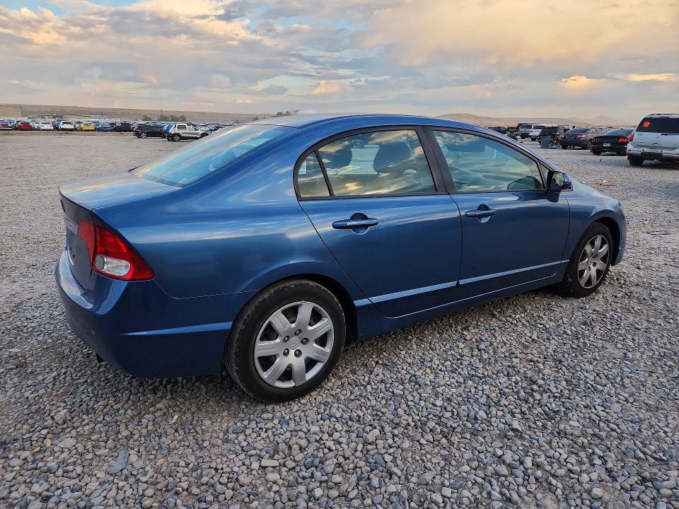 Photo 3 from auction – 2010 HONDA CIVIC with VIN 2HGFA1F51AH540956