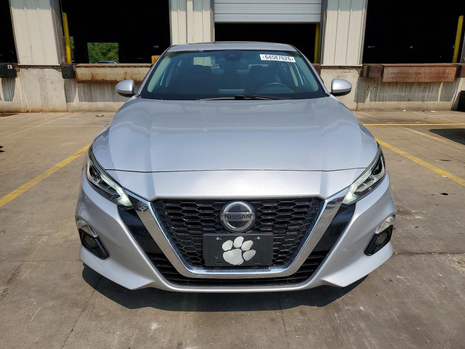 Photo 5 from auction – 2020 NISSAN ALTIMA with VIN 1N4BL4EV5LC135124