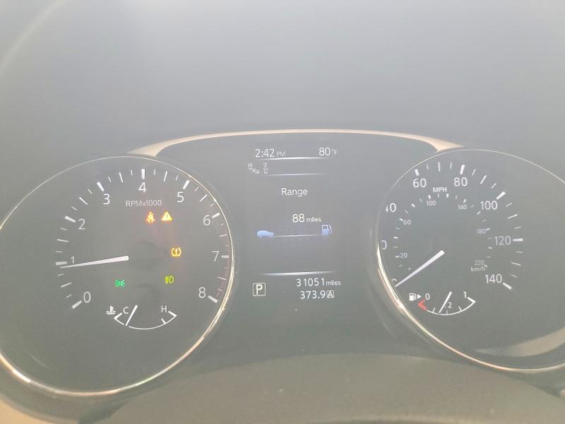 Photo 9 from auction – 2016 NISSAN ROGUE with VIN 5N1AT2MT5GC853011