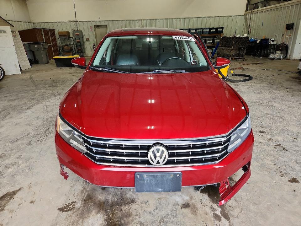 Photo 5 from auction – 2017 VOLKSWAGEN PASSAT with VIN 1VWBT7A35HC029650