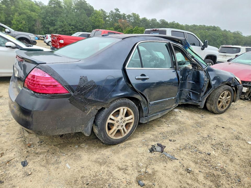 Photo 3 from auction – 2007 HONDA ACCORD with VIN 1HGCM56707A183313