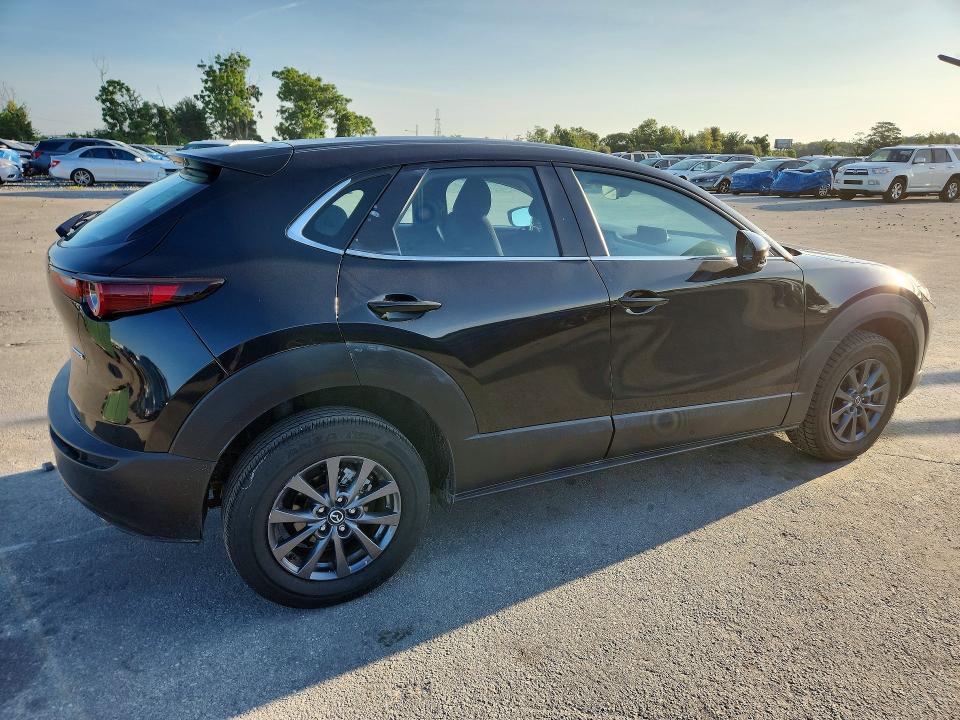 Photo 3 from auction – 2024 MAZDA CX-30 with VIN 3MVDMBAM1RM640259
