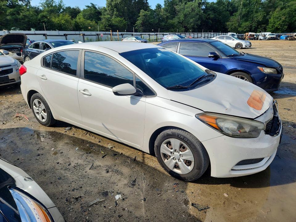 Photo 4 from auction – 2014 KIA FORTE with VIN KNAFK4A69E5067685