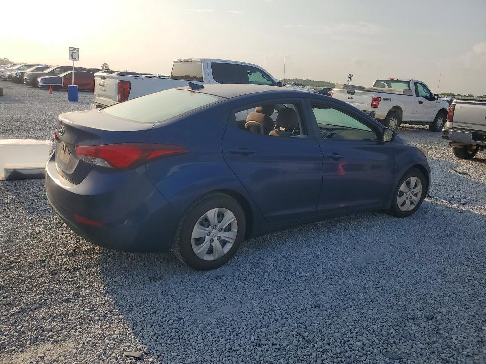 Photo 3 from auction – 2016 HYUNDAI ELANTRA with VIN 5NPDH4AE8GH728190
