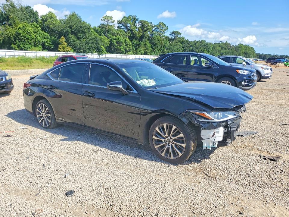Photo 4 from auction – 2019 LEXUS ES with VIN JTHB21B11K2036557