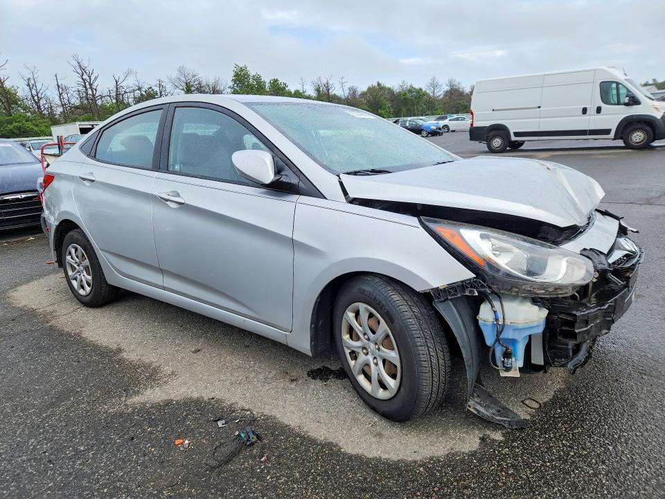 Photo 4 from auction – 2013 HYUNDAI ACCENT with VIN KMHCT4AE3DU585964