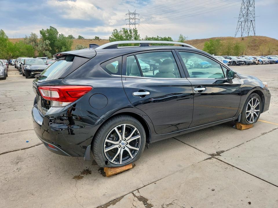 Photo 3 from auction – 2017 SUBARU IMPREZA with VIN 4S3GTAU64H3703377