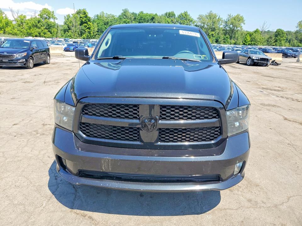 Photo 5 from auction – 2018 RAM 1500 with VIN 1C6RR7FG9JS208403