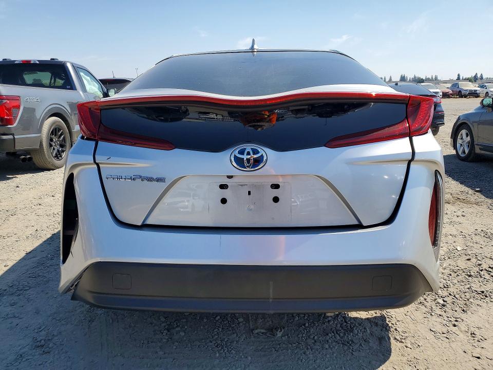 Photo 6 from auction – 2018 TOYOTA PRIUS PRIME with VIN JTDKARFP2J3101782