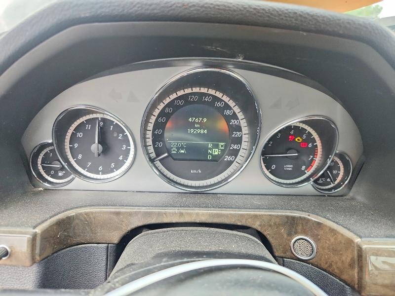 Photo 9 from auction – 2010 MERCEDES-BENZ E with VIN WDDHF8HB3AA145198