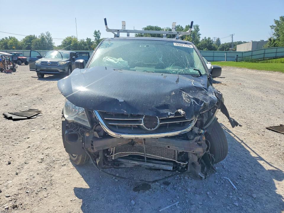 Photo 5 from auction – 2012 VOLKSWAGEN ROUTAN with VIN 2C4RVAAG7CR277006
