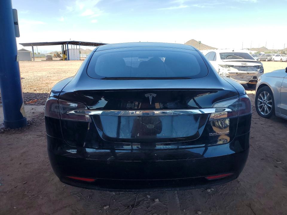 Zdjęcie 6 z aukcji – 2020 TESLA MODEL S z VIN 5YJSA1E41LF401487